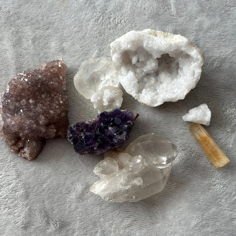 Assorted Crystal Collection - Picture 1 of 6